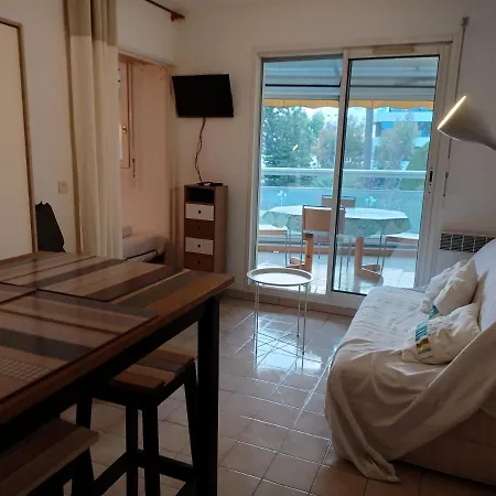 California Beach Apartment