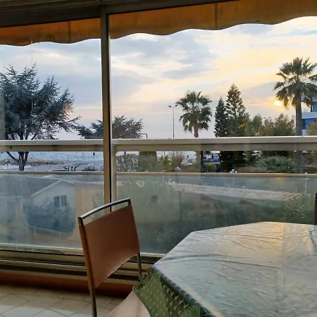 California Beach Apartment